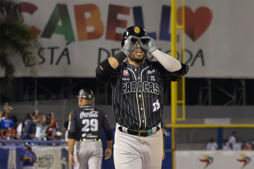 Eugenio-Suarez-Foto-Isaias-Rivera-Prensa-Leones