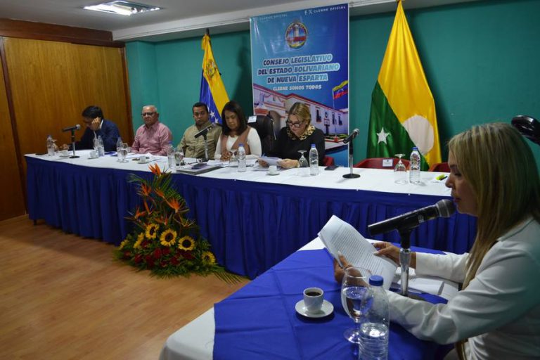 Foto 3 Aprueban titularidad para familias de la comunidad de El Guayabo