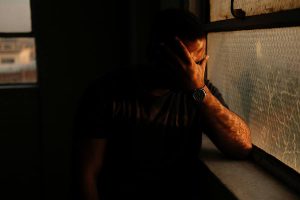 Cada hora mueren 100 personas por causas relacionadas con la soledad
