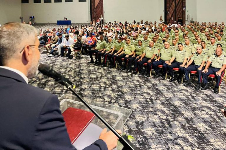 Poliurbaneja celebró ascensos y reconocimientos en el Día del Policía (11) (1)