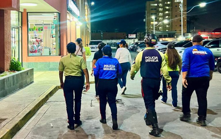 Campaña Rompe El Ciclo continúa en marcha en Lechería (3)