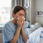 La gripe H3N2, específicamente la variante subclade K (también conocida como J.2.4.1), se está expandiendo rápidamente en varios países del hemisferio norte y sur