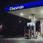 Chevron mantiene su liderazgo como una de las petroleras más sólidas del mundo gracias a su modelo integrado y robusta generación de flujo de caja