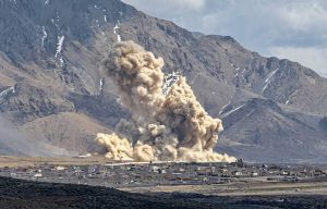 EE.UU. ataca más de 1,000 objetivos iraníes y destruye cuartel general del CGRI