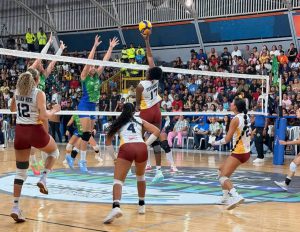 Guácharas remontó y ganó el primer juego de la final