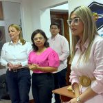 Lechería iluminó de rosa a la Virgen de Barro para promover la prevención del cáncer de mama (8)
